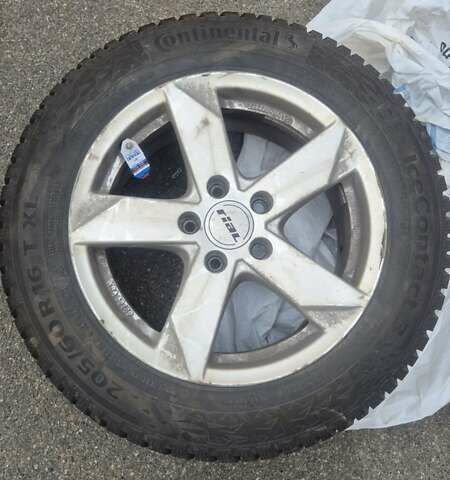 Красный Мерседес Б-класс, объемом двигателя 0 л и пробегом 117 тыс. км за 11300 $, фото 26 на Automoto.ua