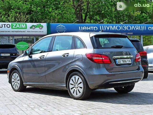 Мерседес Б-класс, объемом двигателя 0 л и пробегом 85 тыс. км за 19200 $, фото 6 на Automoto.ua