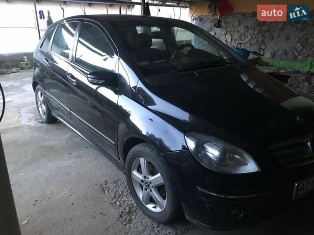 Мерседес Б-клас, об'ємом двигуна 2 л та пробігом 292 тис. км за 6850 $, фото 1 на Automoto.ua