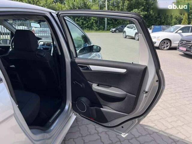 Мерседес Б-клас, об'ємом двигуна 1.7 л та пробігом 218 тис. км за 6990 $, фото 25 на Automoto.ua