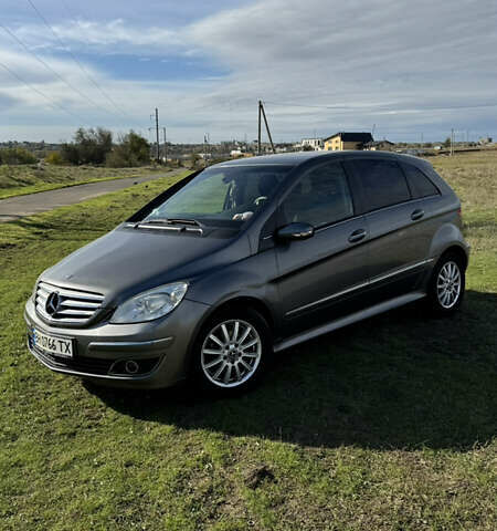 Мерседес Б-класс, объемом двигателя 1.7 л и пробегом 204 тыс. км за 8200 $, фото 4 на Automoto.ua