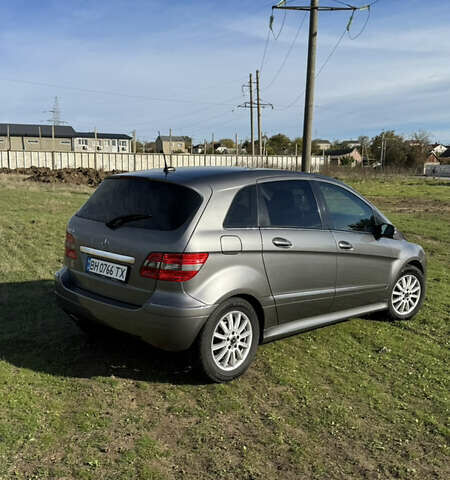 Мерседес Б-класс, объемом двигателя 1.7 л и пробегом 204 тыс. км за 8200 $, фото 1 на Automoto.ua