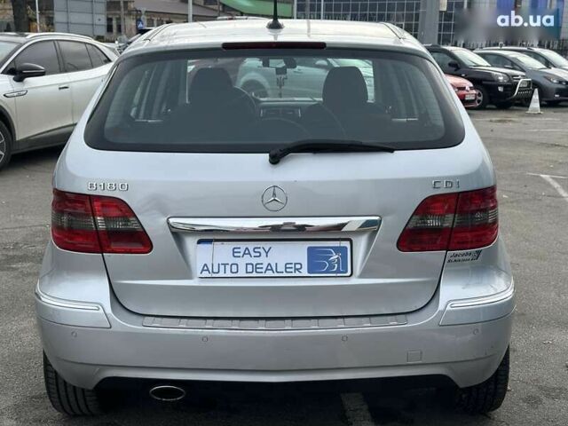 Мерседес Б-класс, объемом двигателя 2 л и пробегом 270 тыс. км за 5990 $, фото 4 на Automoto.ua