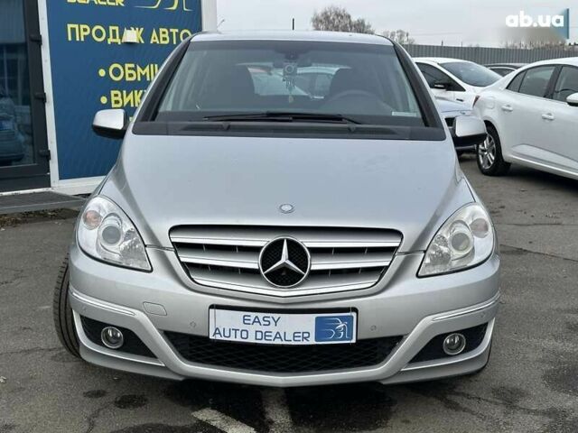 Мерседес Б-класс, объемом двигателя 2 л и пробегом 270 тыс. км за 5990 $, фото 1 на Automoto.ua