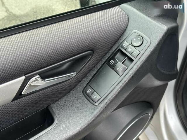 Мерседес Б-класс, объемом двигателя 2 л и пробегом 270 тыс. км за 5990 $, фото 12 на Automoto.ua