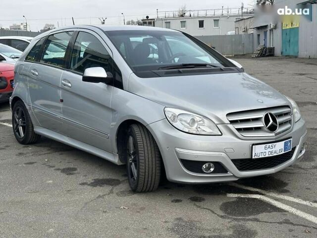 Мерседес Б-класс, объемом двигателя 2 л и пробегом 270 тыс. км за 5990 $, фото 2 на Automoto.ua
