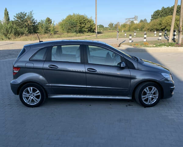 Мерседес Б-клас, об'ємом двигуна 2 л та пробігом 227 тис. км за 8500 $, фото 2 на Automoto.ua
