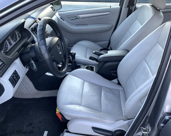 Мерседес Б-клас, об'ємом двигуна 2 л та пробігом 227 тис. км за 8500 $, фото 7 на Automoto.ua