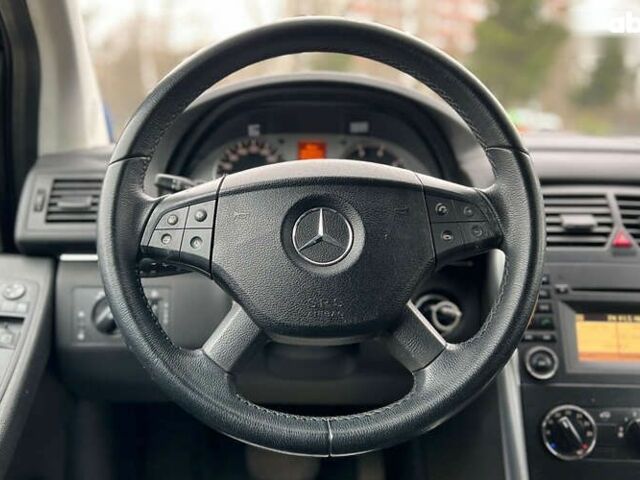 Мерседес Б-класс, объемом двигателя 1.7 л и пробегом 142 тыс. км за 8999 $, фото 10 на Automoto.ua