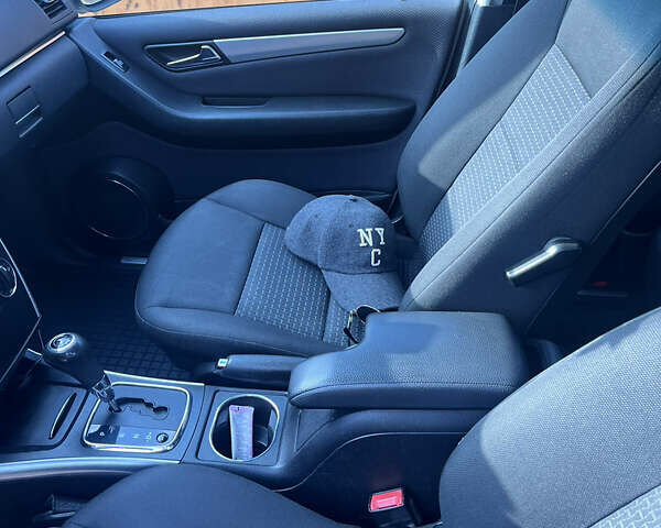 Мерседес Б-класс, объемом двигателя 2 л и пробегом 249 тыс. км за 7700 $, фото 3 на Automoto.ua