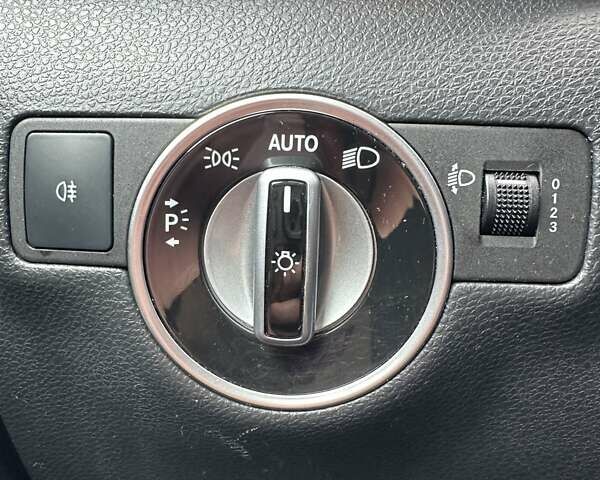 Мерседес Б-класс, объемом двигателя 1.8 л и пробегом 178 тыс. км за 12600 $, фото 23 на Automoto.ua