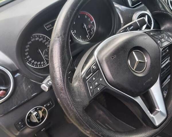 Мерседес Б-класс, объемом двигателя 1.8 л и пробегом 165 тыс. км за 9000 $, фото 4 на Automoto.ua