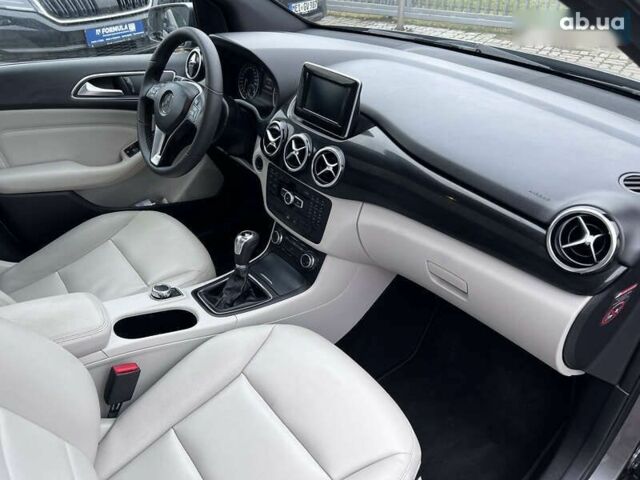 Мерседес Б-клас, об'ємом двигуна 1.5 л та пробігом 235 тис. км за 10490 $, фото 27 на Automoto.ua