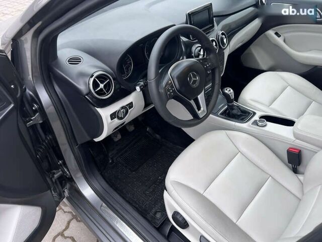 Мерседес Б-клас, об'ємом двигуна 1.5 л та пробігом 235 тис. км за 10490 $, фото 12 на Automoto.ua