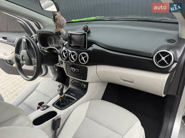 Мерседес Б-класс 2014 в Львове на Automoto.ua Мерседес Б-класс, объемом двигателя 1.46 л и пробегом 156 тыс. км за 12500 $, фото 6 на Automoto.ua