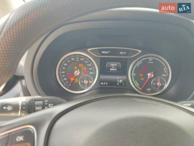 Мерседес Б-класс, объемом двигателя 0 л и пробегом 90 тыс. км за 9999 $, фото 7 на Automoto.ua