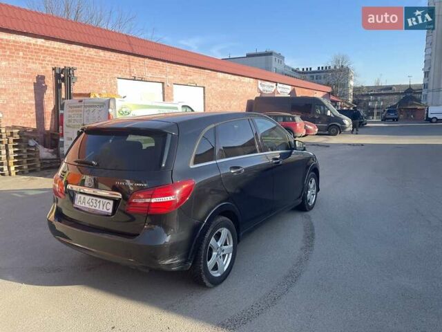 Мерседес Б-класс, объемом двигателя 0 л и пробегом 107 тыс. км за 10200 $, фото 1 на Automoto.ua