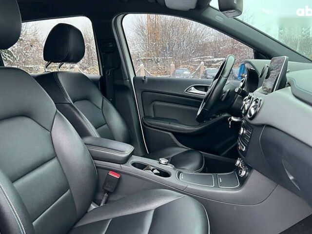 Мерседес Б-класс, объемом двигателя 0 л и пробегом 146 тыс. км за 11700 $, фото 17 на Automoto.ua