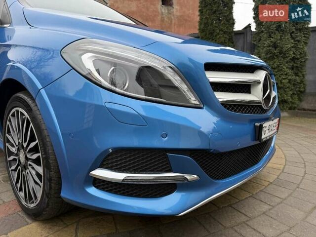 Мерседес Б-класс, объемом двигателя 0 л и пробегом 16 тыс. км за 11499 $, фото 5 на Automoto.ua