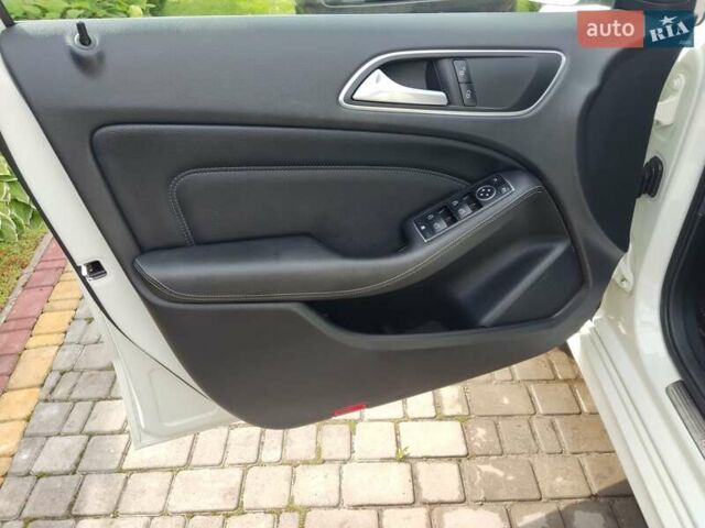 Мерседес Б-класс, объемом двигателя 0 л и пробегом 90 тыс. км за 9999 $, фото 12 на Automoto.ua