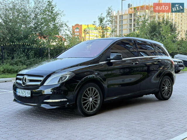 Мерседес Б-класс, объемом двигателя 0 л и пробегом 100 тыс. км за 12500 $, фото 10 на Automoto.ua