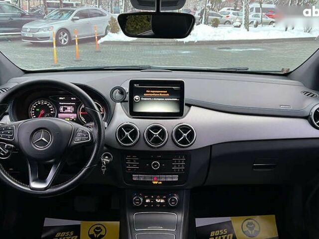 Мерседес Б-класс, объемом двигателя 0 л и пробегом 146 тыс. км за 11700 $, фото 12 на Automoto.ua