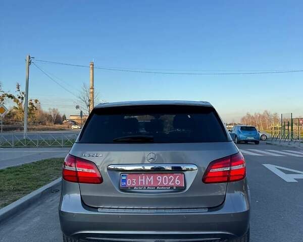 Мерседес Б-класс, объемом двигателя 0 л и пробегом 110 тыс. км за 10500 $, фото 5 на Automoto.ua