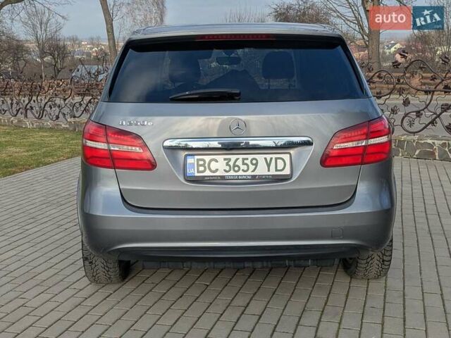 Мерседес Б-клас, об'ємом двигуна 0 л та пробігом 133 тис. км за 9995 $, фото 29 на Automoto.ua