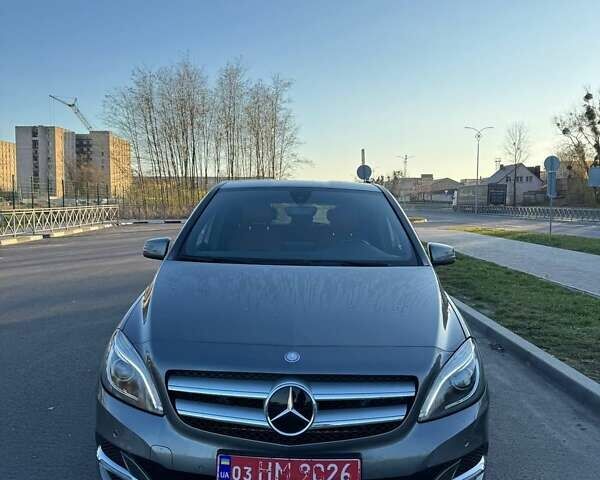 Мерседес Б-класс, объемом двигателя 0 л и пробегом 110 тыс. км за 10500 $, фото 4 на Automoto.ua