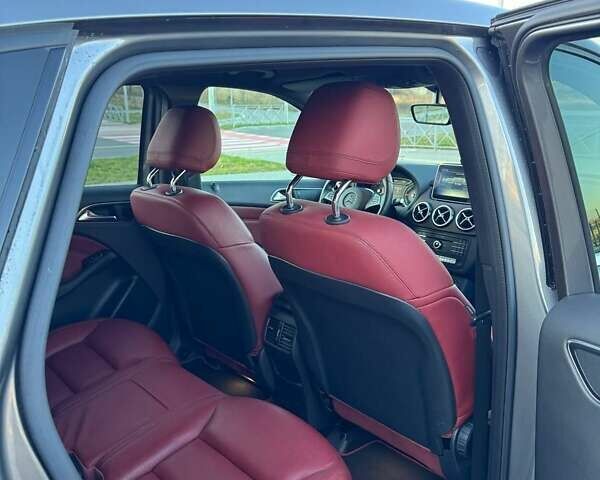 Мерседес Б-класс, объемом двигателя 0 л и пробегом 110 тыс. км за 10500 $, фото 22 на Automoto.ua