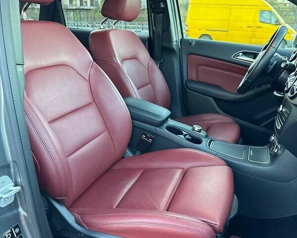 Мерседес Б-класс, объемом двигателя 0 л и пробегом 110 тыс. км за 10500 $, фото 18 на Automoto.ua