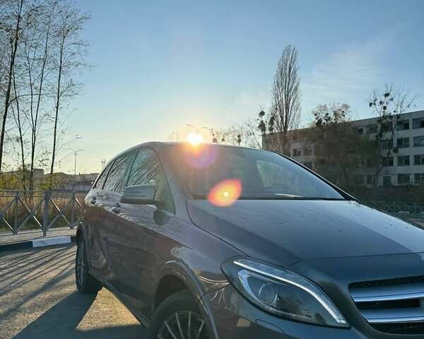 Мерседес Б-класс, объемом двигателя 0 л и пробегом 110 тыс. км за 10500 $, фото 1 на Automoto.ua