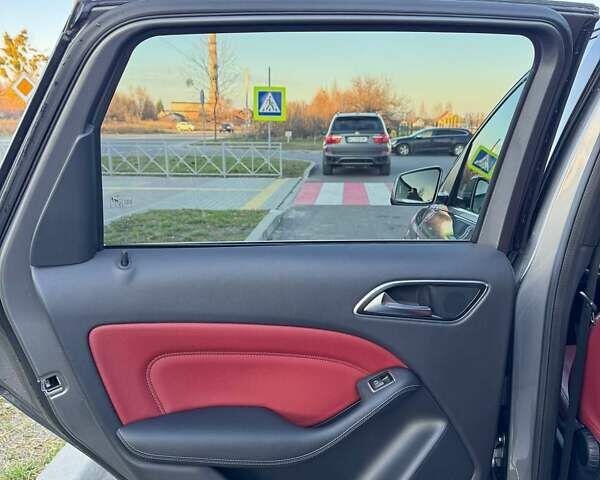 Мерседес Б-класс, объемом двигателя 0 л и пробегом 110 тыс. км за 10500 $, фото 20 на Automoto.ua