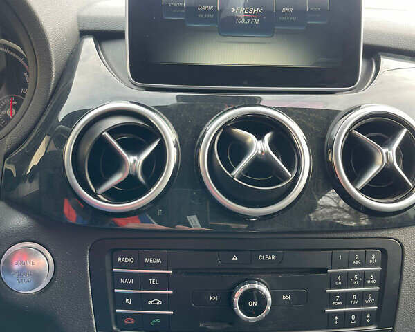 Мерседес Б-класс, объемом двигателя 0 л и пробегом 81 тыс. км за 11800 $, фото 11 на Automoto.ua