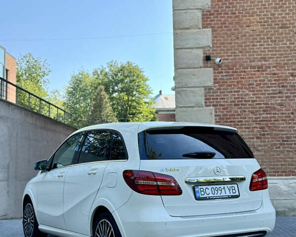 Мерседес Б-класс, объемом двигателя 0 л и пробегом 75 тыс. км за 12800 $, фото 20 на Automoto.ua
