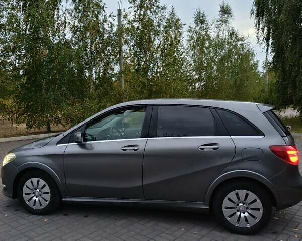 Мерседес Б-клас, об'ємом двигуна 0 л та пробігом 113 тис. км за 10700 $, фото 5 на Automoto.ua