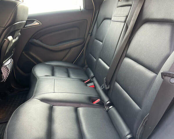 Мерседес Б-класс, объемом двигателя 0 л и пробегом 81 тыс. км за 11800 $, фото 16 на Automoto.ua