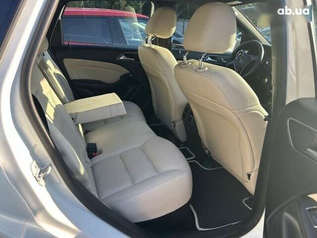 Мерседес Б-класс, объемом двигателя 0 л и пробегом 82 тыс. км за 13600 $, фото 14 на Automoto.ua