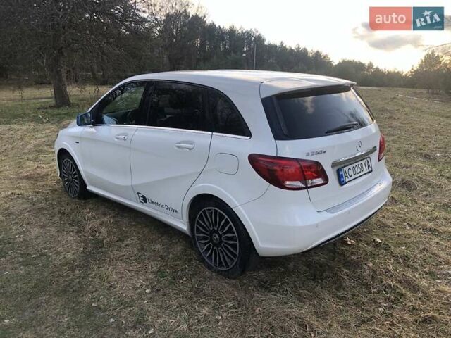 Мерседес Б-класс, объемом двигателя 0 л и пробегом 38 тыс. км за 14800 $, фото 10 на Automoto.ua