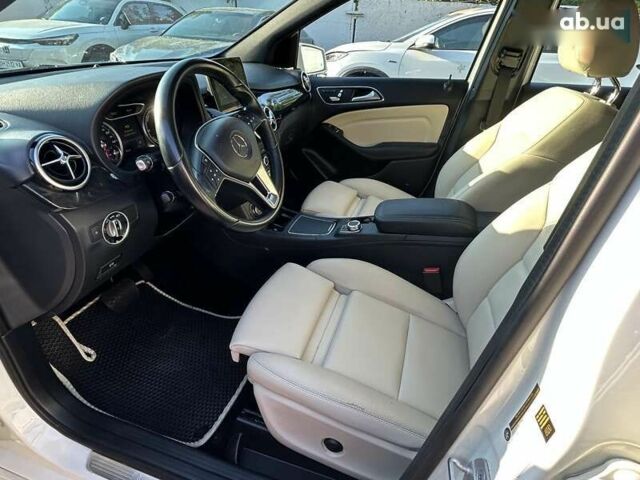 Мерседес Б-класс, объемом двигателя 0 л и пробегом 82 тыс. км за 13600 $, фото 6 на Automoto.ua