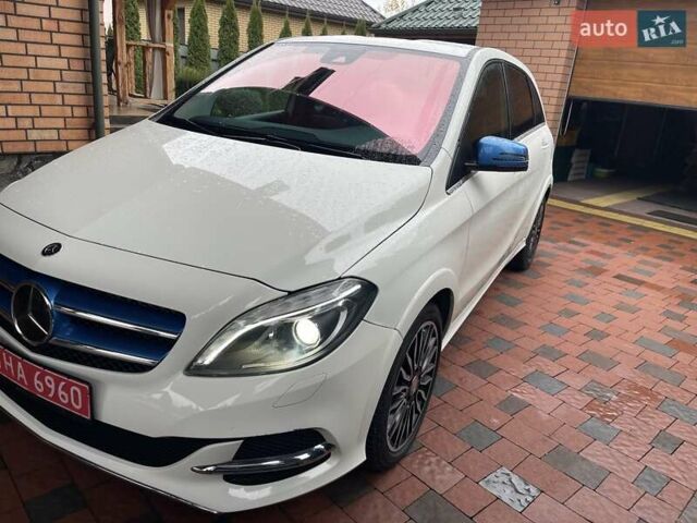 Мерседес Б-клас, об'ємом двигуна 0 л та пробігом 101 тис. км за 11650 $, фото 1 на Automoto.ua