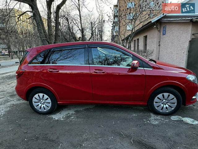 Мерседес Б-класс, объемом двигателя 0 л и пробегом 69 тыс. км за 14000 $, фото 4 на Automoto.ua