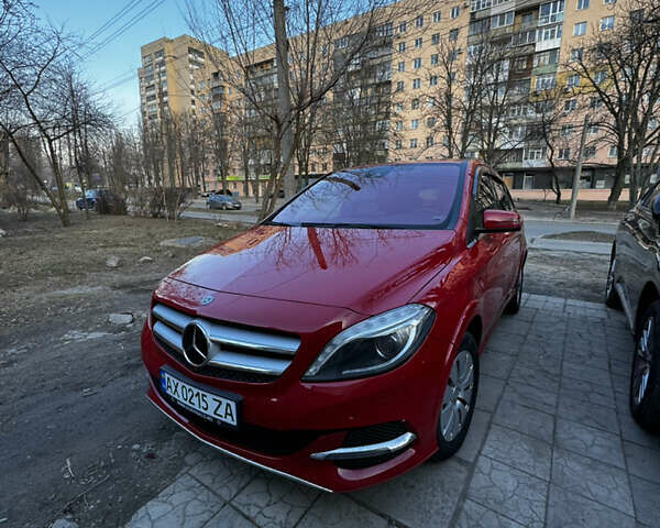 Мерседес Б-класс, объемом двигателя 0 л и пробегом 69 тыс. км за 14000 $, фото 1 на Automoto.ua