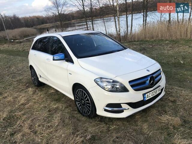 Мерседес Б-класс, объемом двигателя 0 л и пробегом 38 тыс. км за 14800 $, фото 7 на Automoto.ua