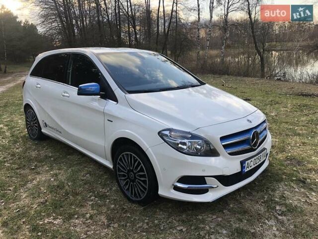 Мерседес Б-класс, объемом двигателя 0 л и пробегом 38 тыс. км за 14800 $, фото 14 на Automoto.ua