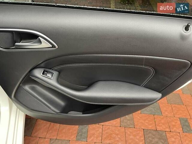 Мерседес Б-клас, об'ємом двигуна 0 л та пробігом 101 тис. км за 11650 $, фото 7 на Automoto.ua