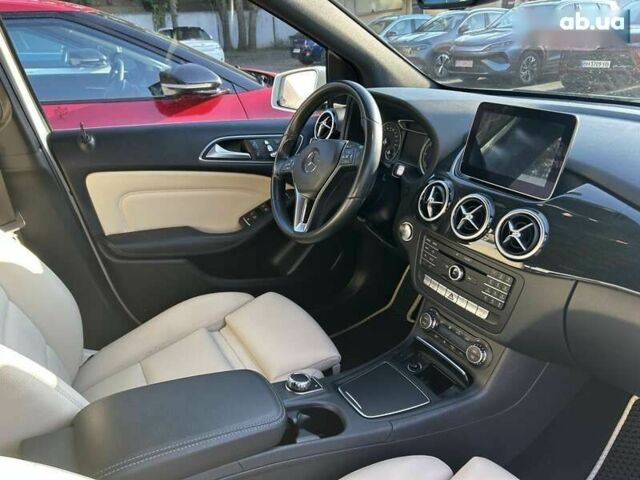 Мерседес Б-клас, об'ємом двигуна 0 л та пробігом 82 тис. км за 12500 $, фото 15 на Automoto.ua