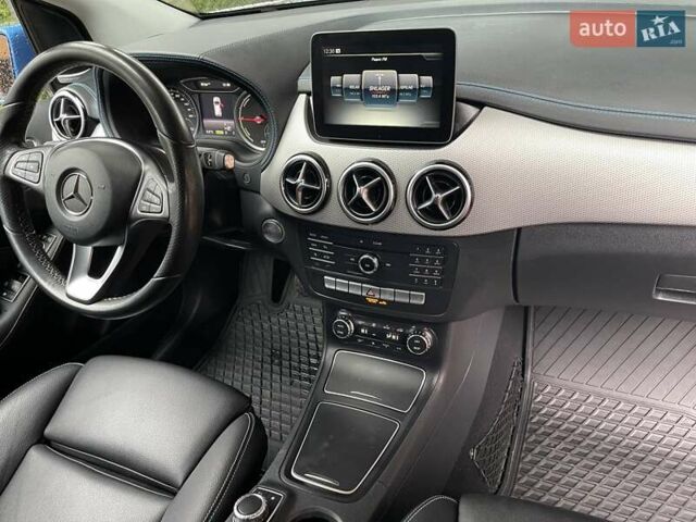 Мерседес Б-клас, об'ємом двигуна 0 л та пробігом 101 тис. км за 11650 $, фото 9 на Automoto.ua