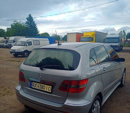 Мерседес Б-класс, объемом двигателя 1.7 л и пробегом 180 тыс. км за 6300 $, фото 3 на Automoto.ua