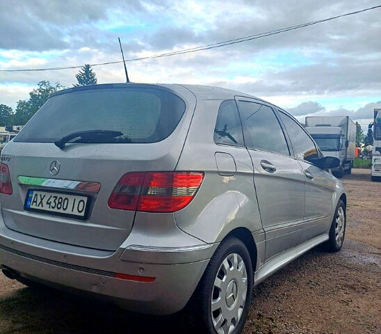 Мерседес Б-класс, объемом двигателя 1.7 л и пробегом 180 тыс. км за 6300 $, фото 1 на Automoto.ua